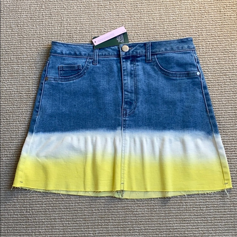 NWT Wild Fable brand yellow ombré mini skirt sz 8